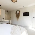 Boutiquehotel Omnia 酒店 *