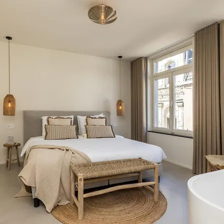 Boutique Omnia - Digital Reception & Keyless 4*