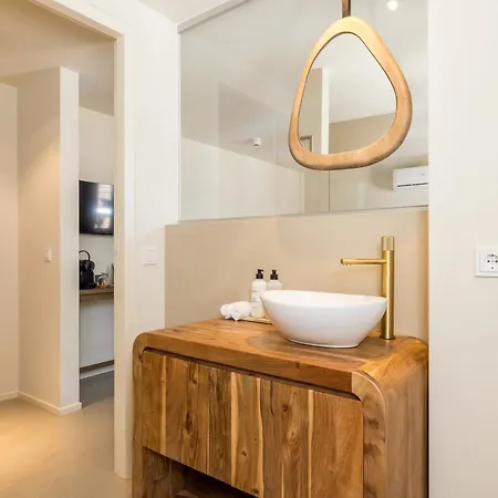 Boutique Omnia - Digital Reception & Keyless 4* Valkenburg aan de Geul