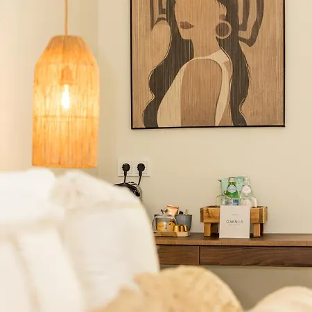 Hotel Boutique Omnia - Digital Reception & Keyless 4*