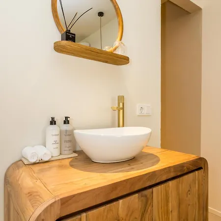 Boutique Omnia - Digital Reception & Keyless Hotel Valkenburg aan de Geul