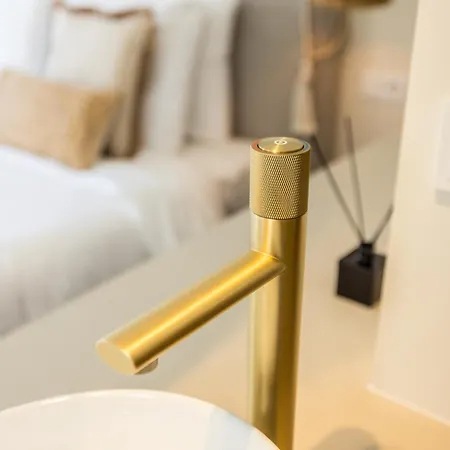 Boutique Omnia - Digital Reception & Keyless 4* Valkenburg aan de Geul