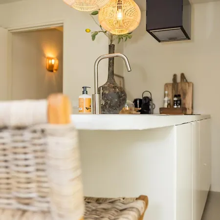 Boutique Omnia - Digital Reception & Keyless