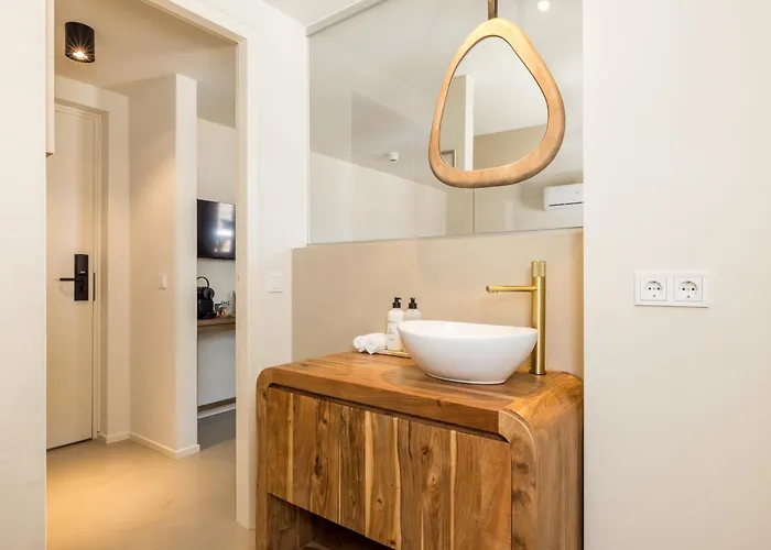 Boutiquehotel Omnia * 팔켄뷔르흐안더횔